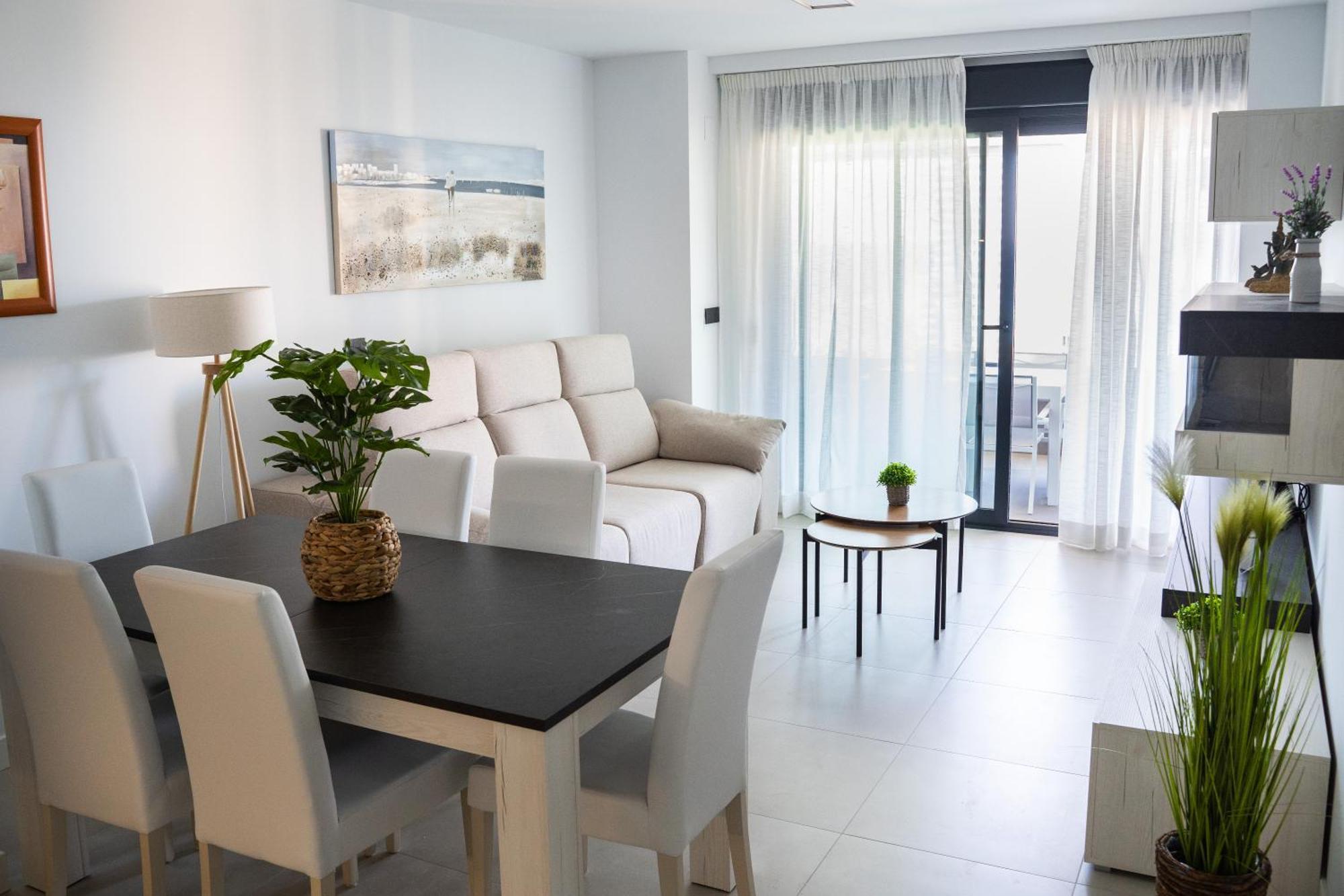 Apartment De 3 Piscina Y Parking *