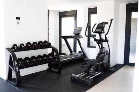 De 3 Piscina Y Parking Apartment