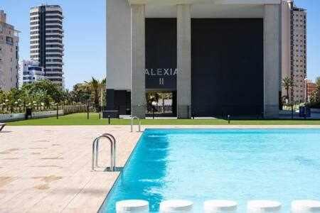 Apartamento De 3 Piscina Y Parking *