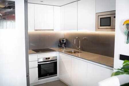 De 3 Piscina Y Parking Apartment *
