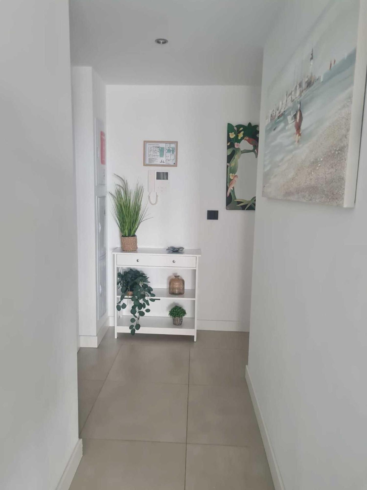 Apartment De 3 Piscina Y Parking *